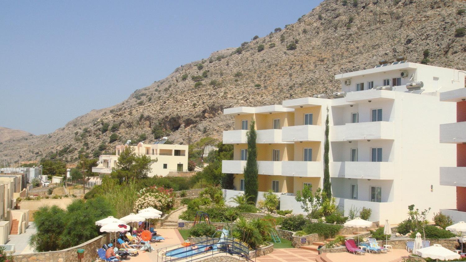 Stella Aparthotel 3*